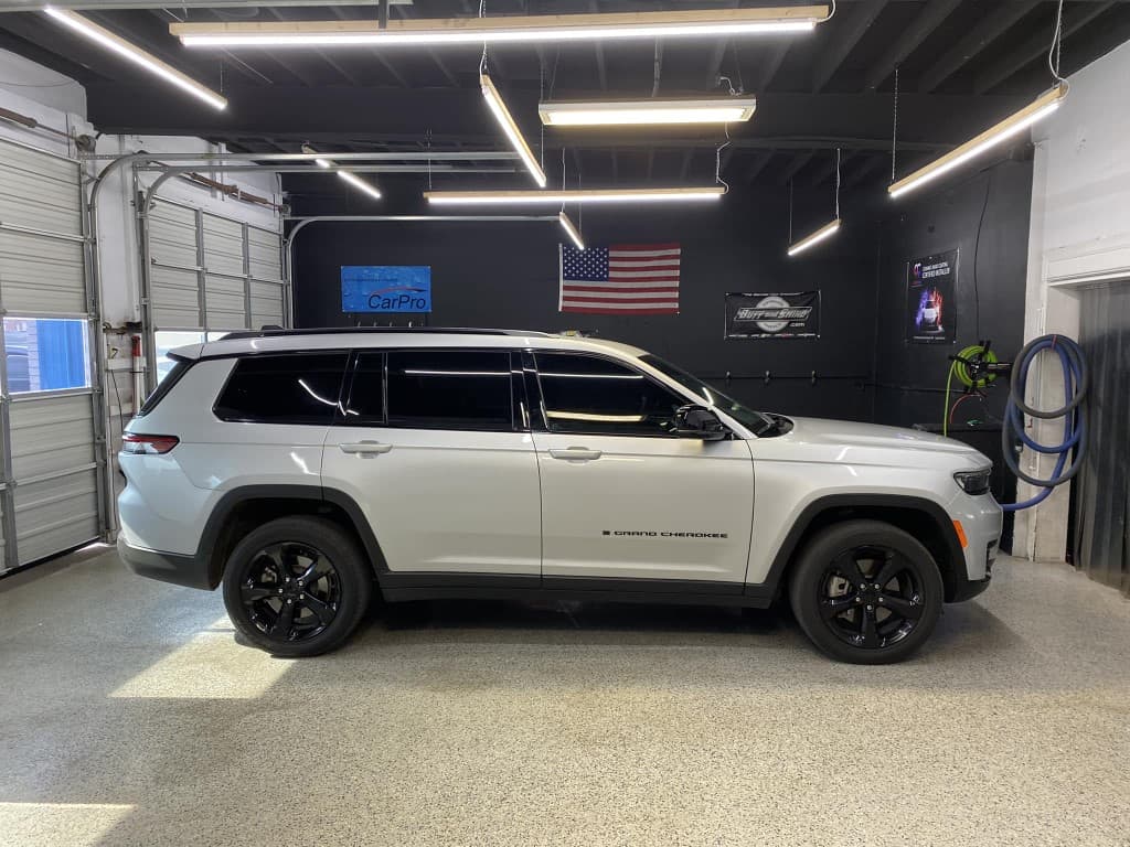 grand cherokee paint corrected and ceramic coated by dr. details